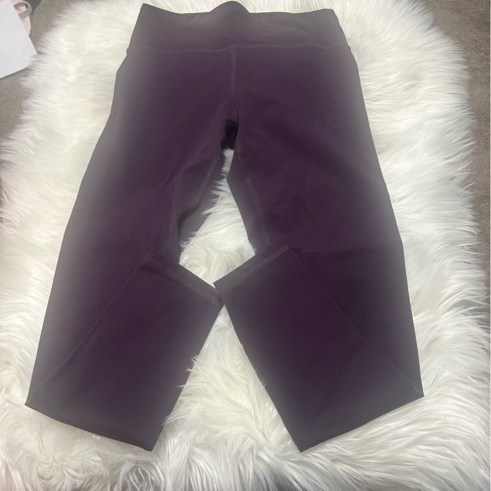 Size M Women’s Marika Dark Purple Leggings E2